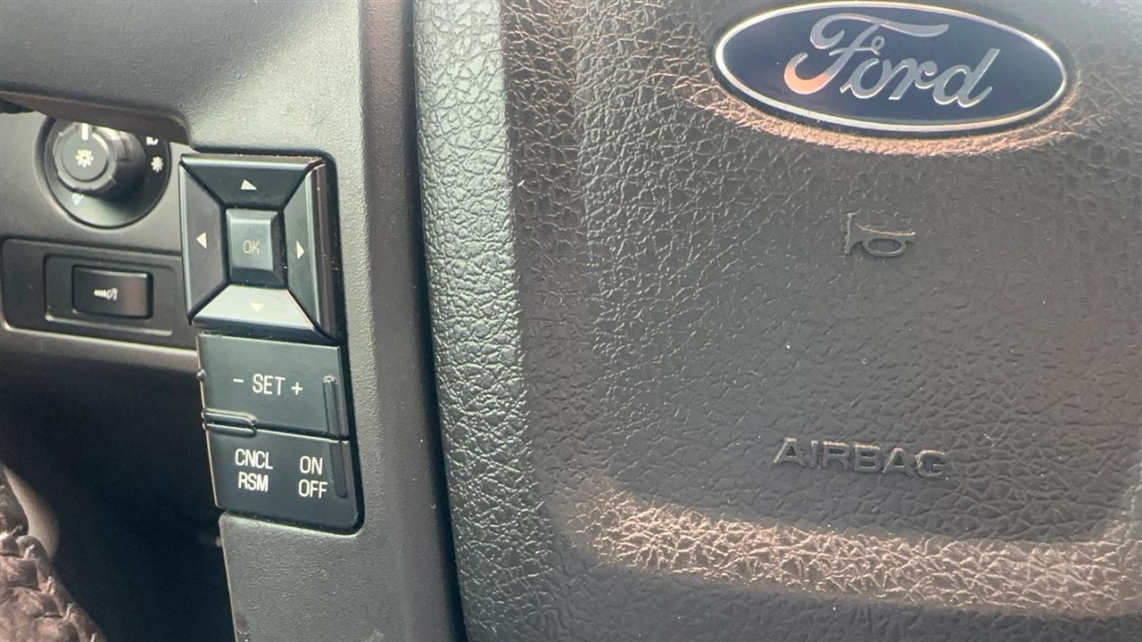 Ford F-150 2WD SuperCrew 145" XLT 2014
