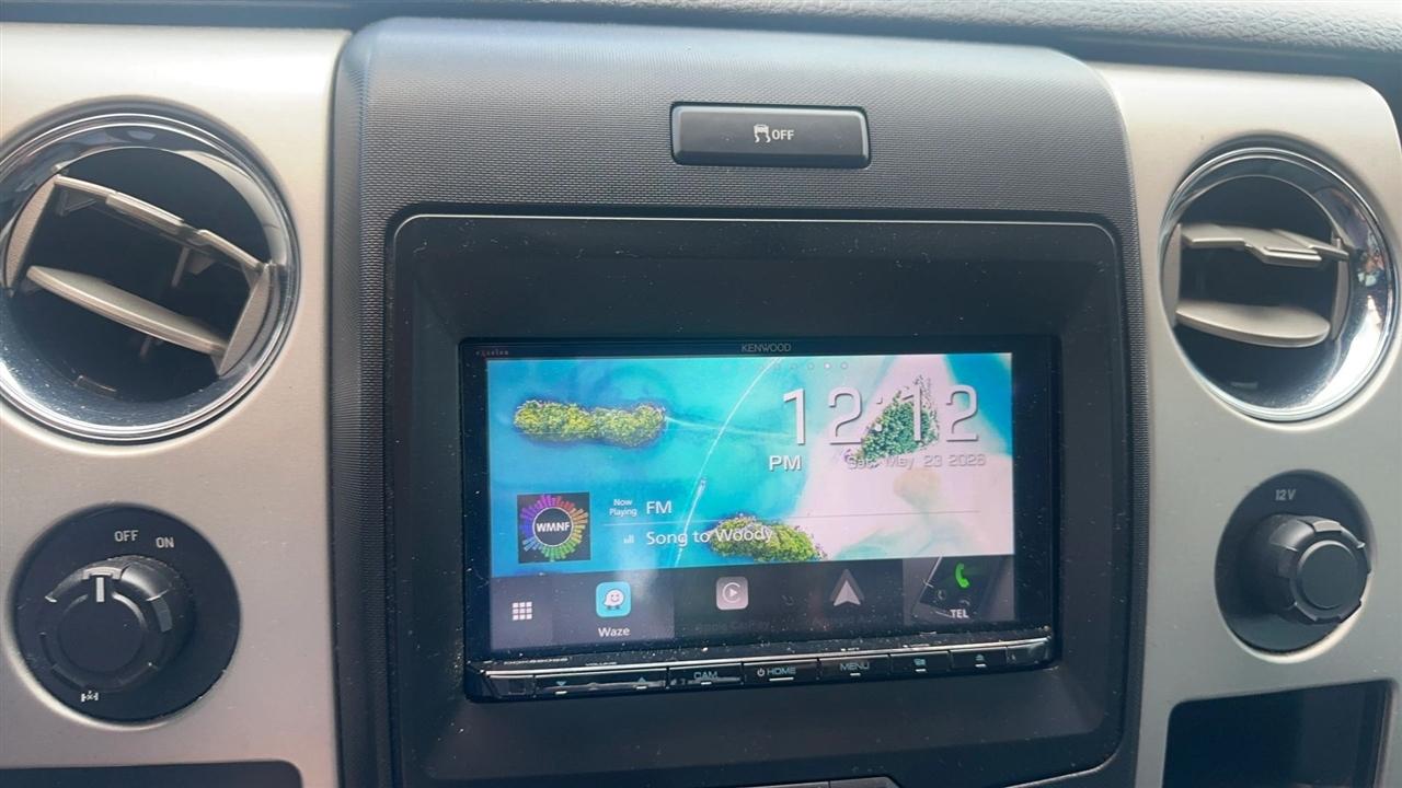 Ford F-150 2WD SuperCrew 145" XLT 2014