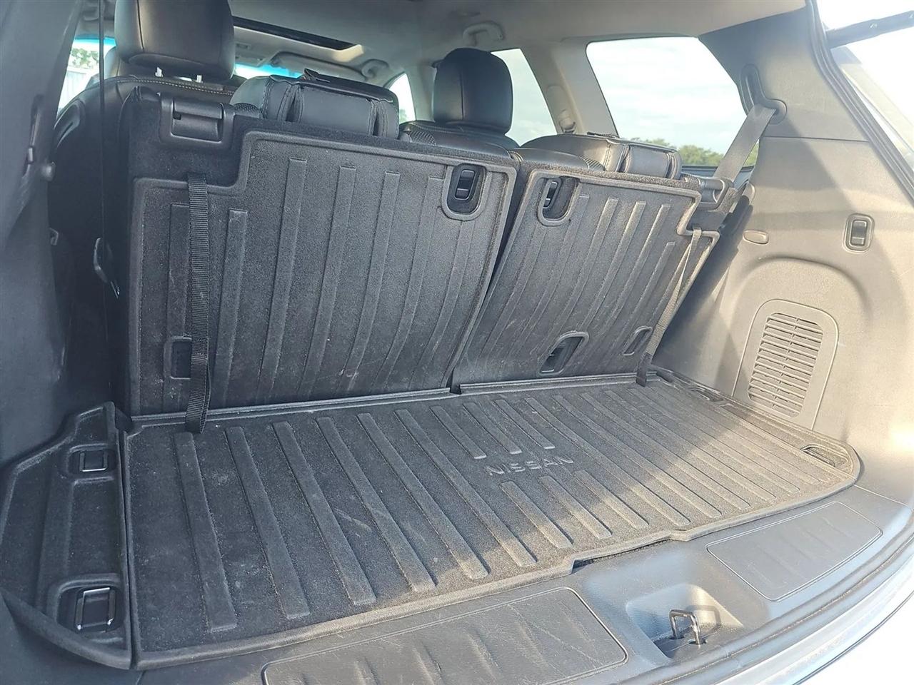 Nissan Pathfinder 2WD 4dr Platinum 2015