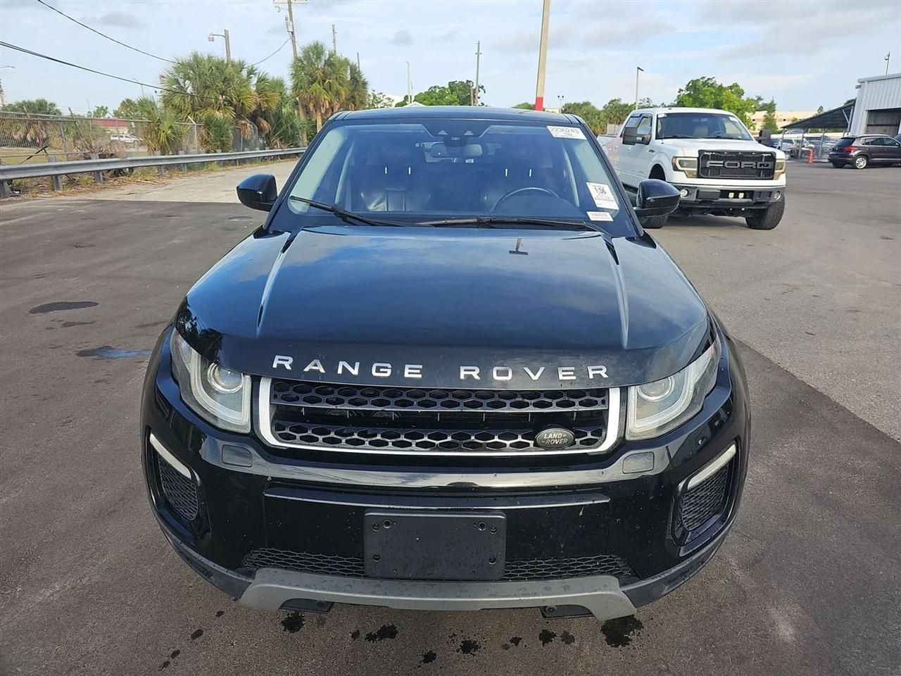 Land Rover Range Rover Evoque 5 Door SE 2017