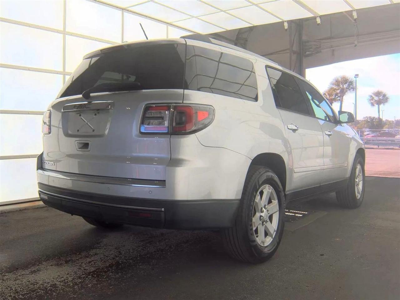 GMC Acadia FWD 4dr SLE2 2014