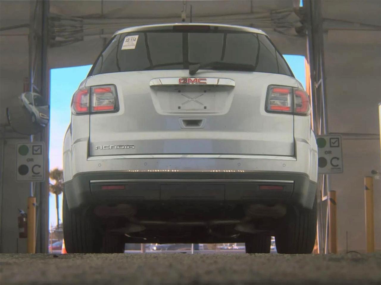 GMC Acadia FWD 4dr SLE2 2014