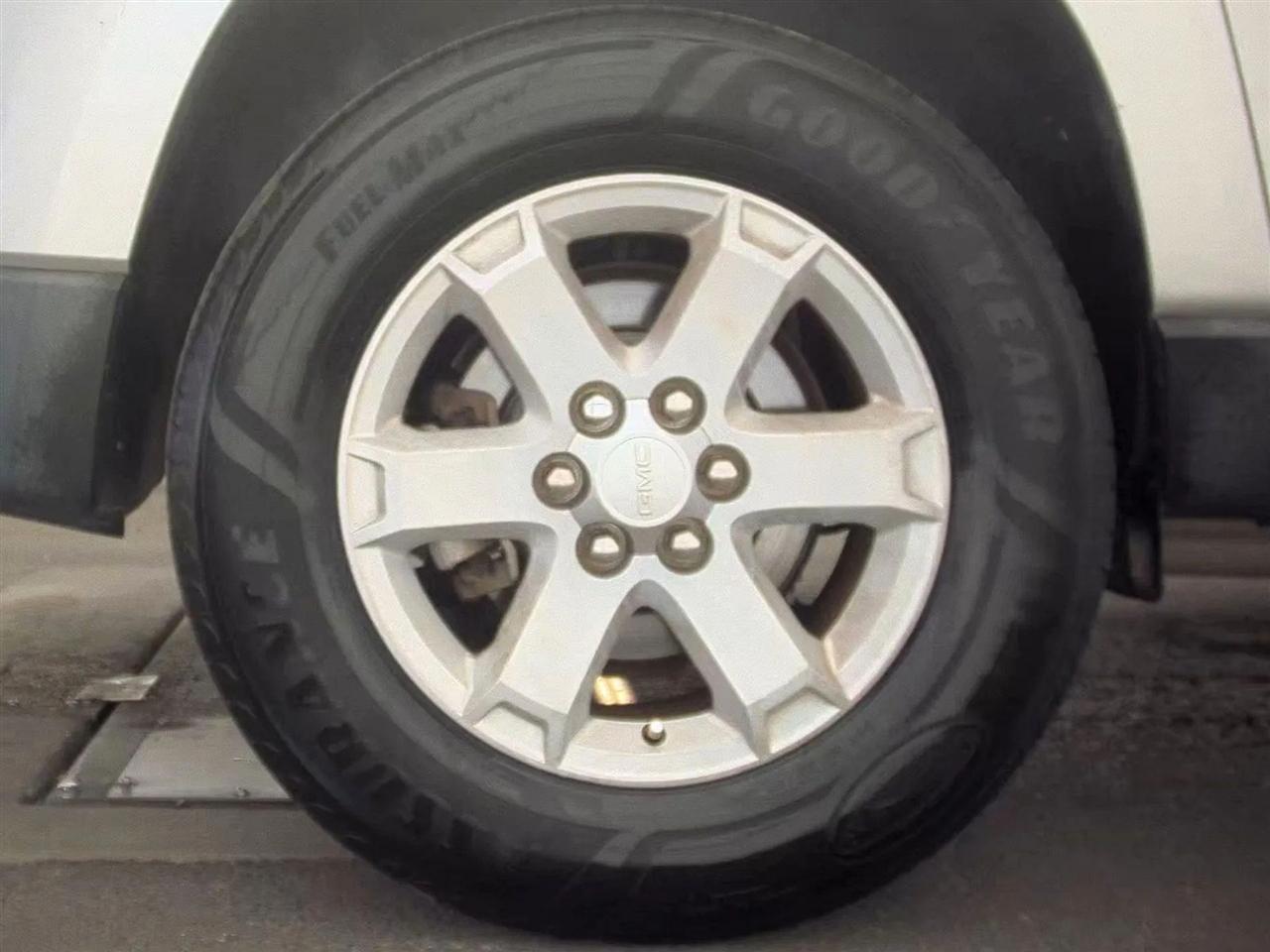 GMC Acadia FWD 4dr SLE2 2014