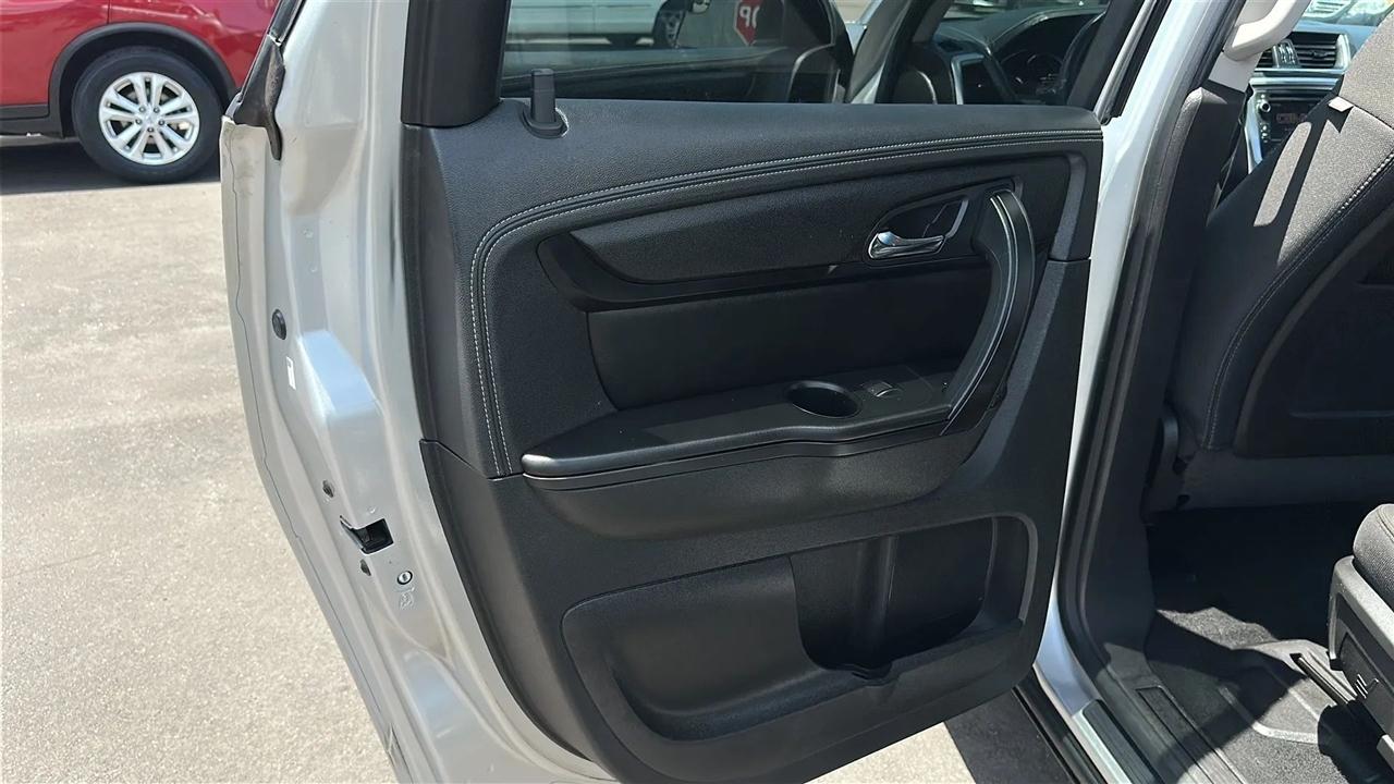 GMC Acadia FWD 4dr SLE2 2014