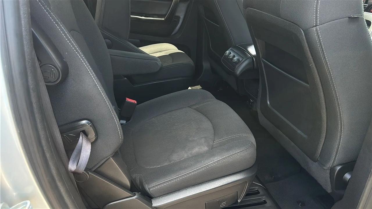 GMC Acadia FWD 4dr SLE2 2014