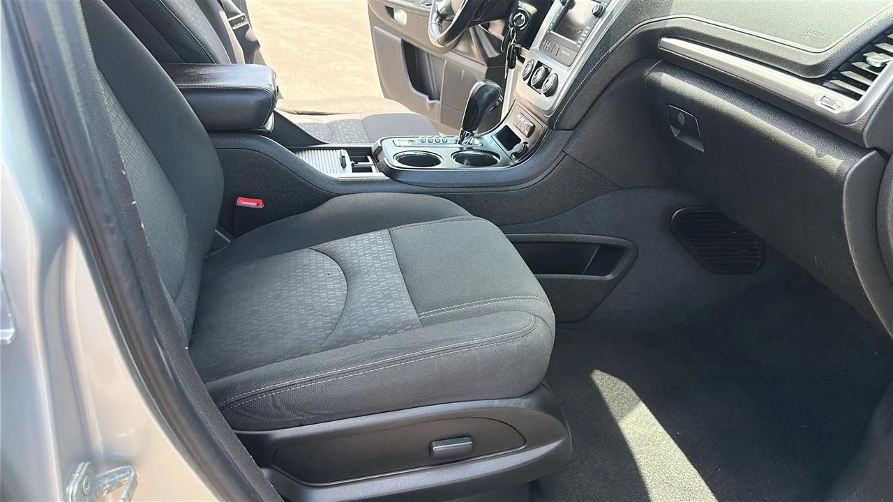 GMC Acadia FWD 4dr SLE2 2014