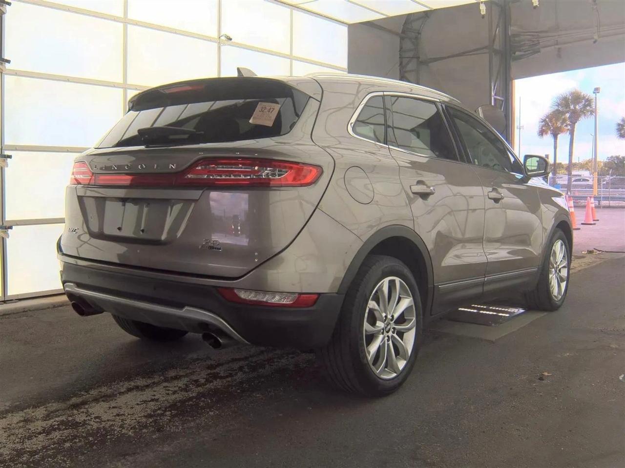 Lincoln MKC FWD 4dr Select 2016