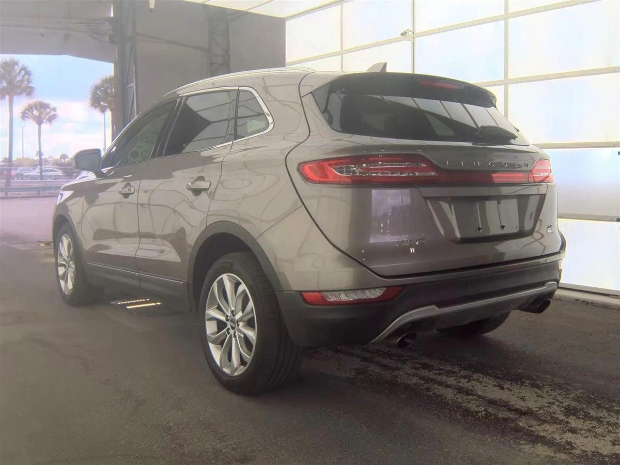 Lincoln MKC FWD 4dr Select 2016