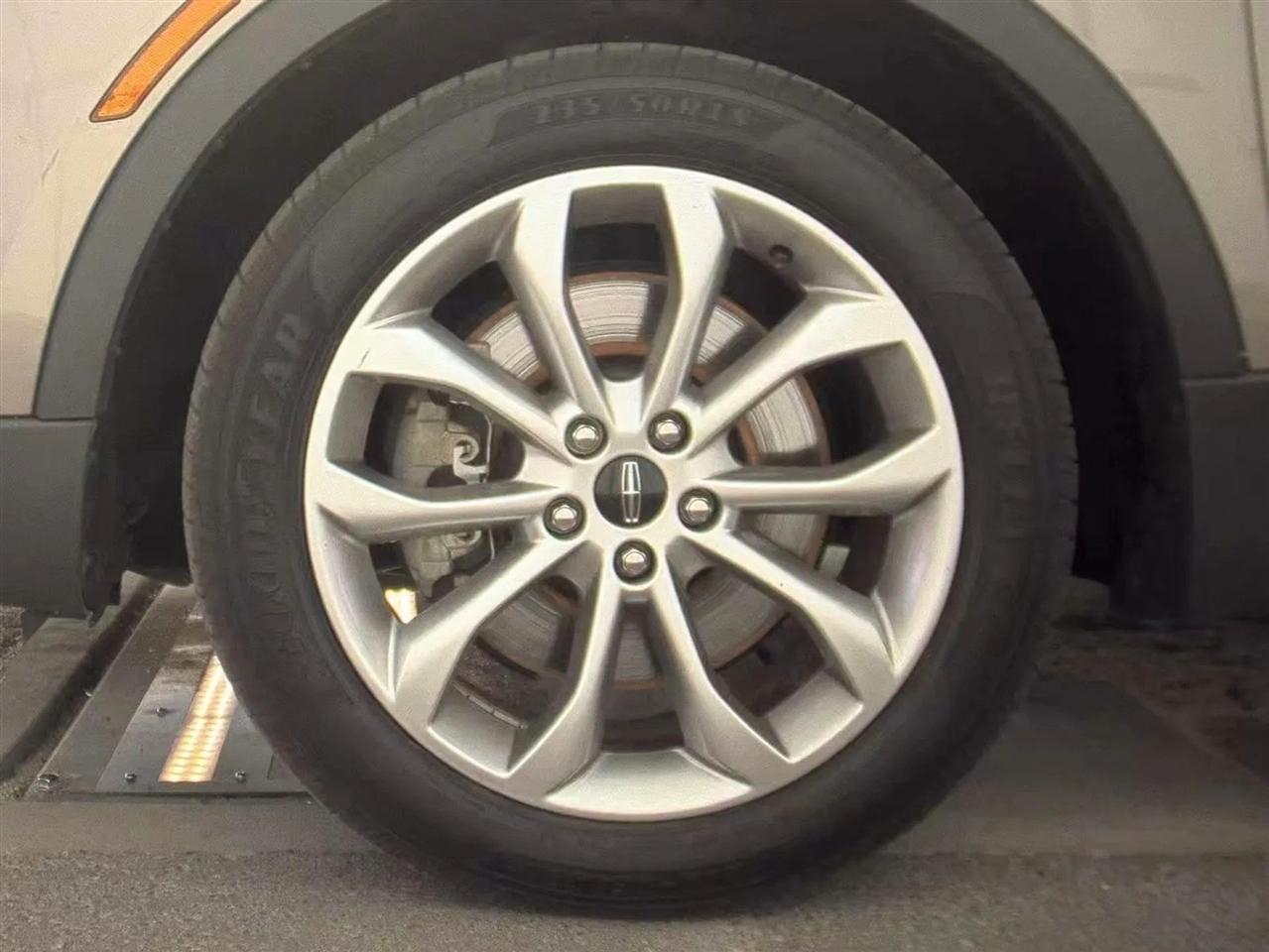 Lincoln MKC FWD 4dr Select 2016