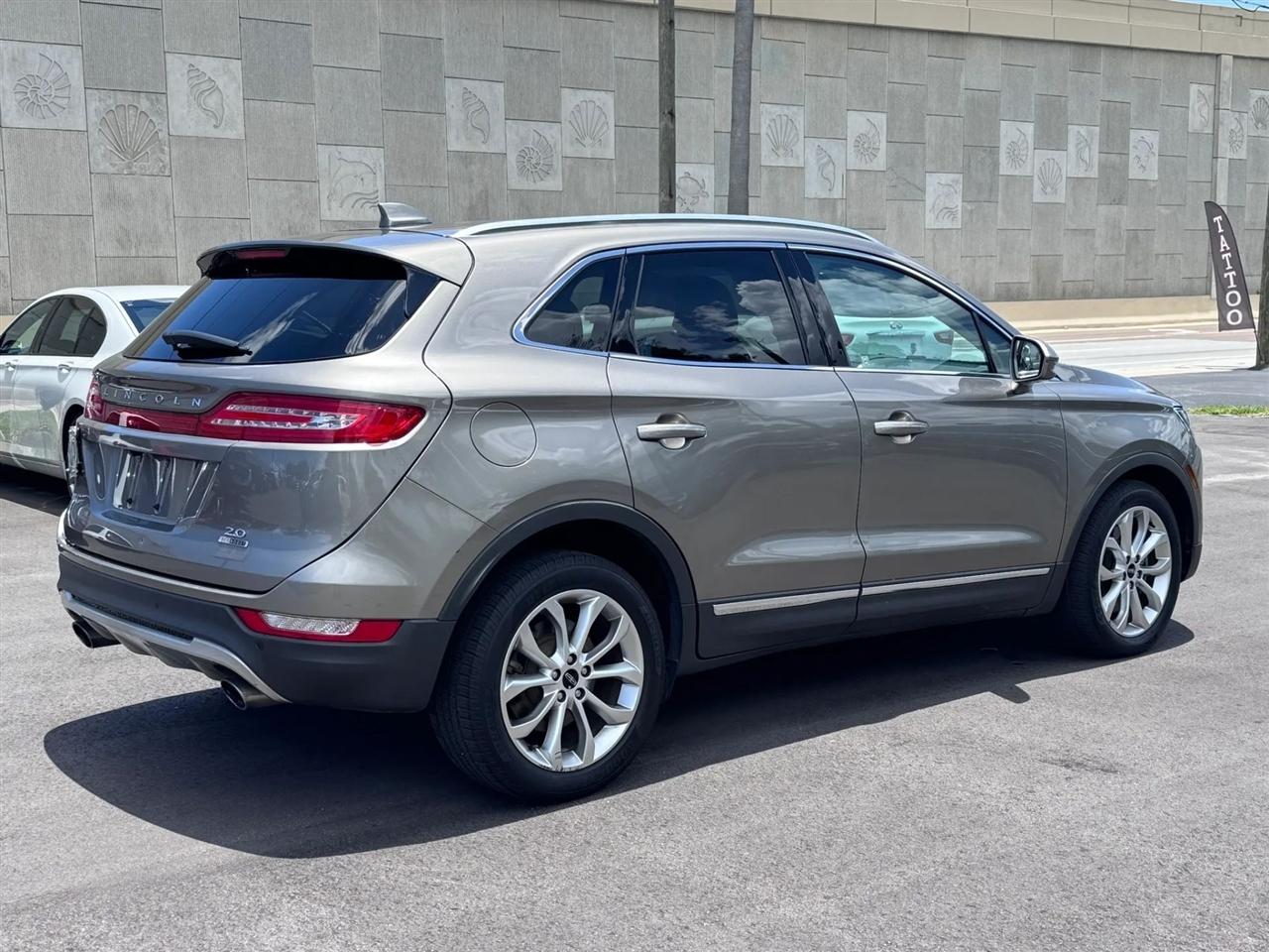 Lincoln MKC FWD 4dr Select 2016