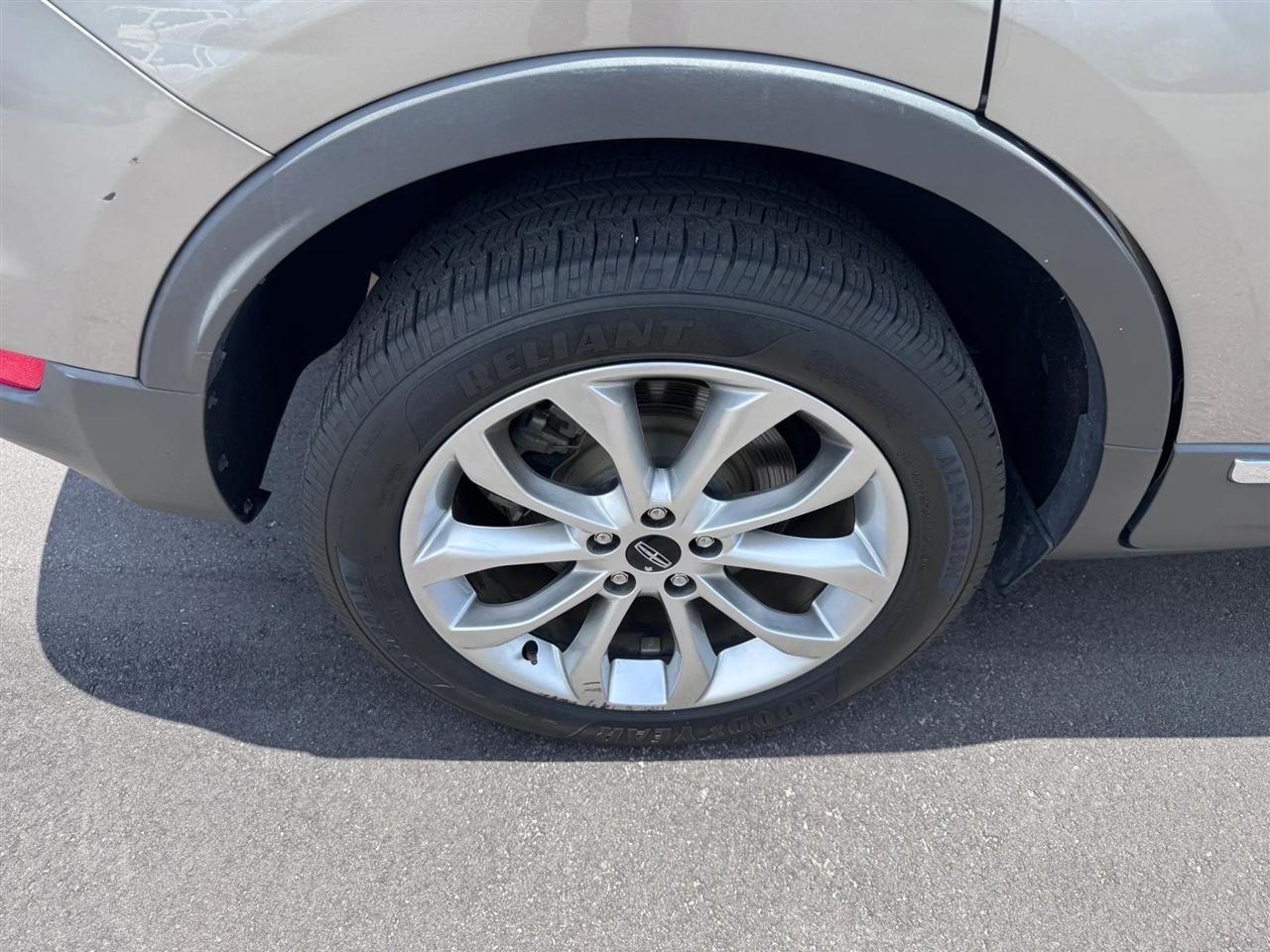 Lincoln MKC FWD 4dr Select 2016