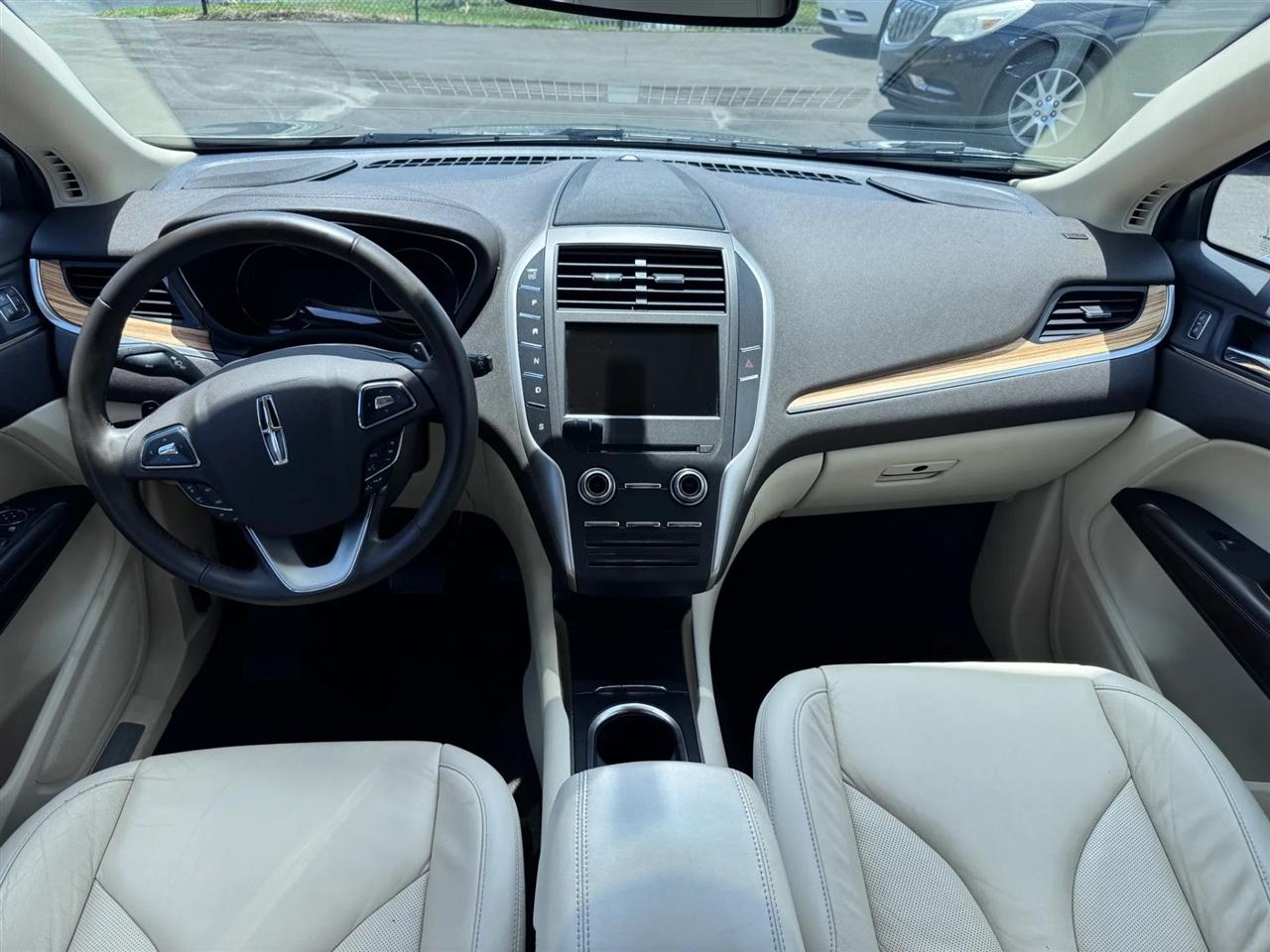 Lincoln MKC FWD 4dr Select 2016