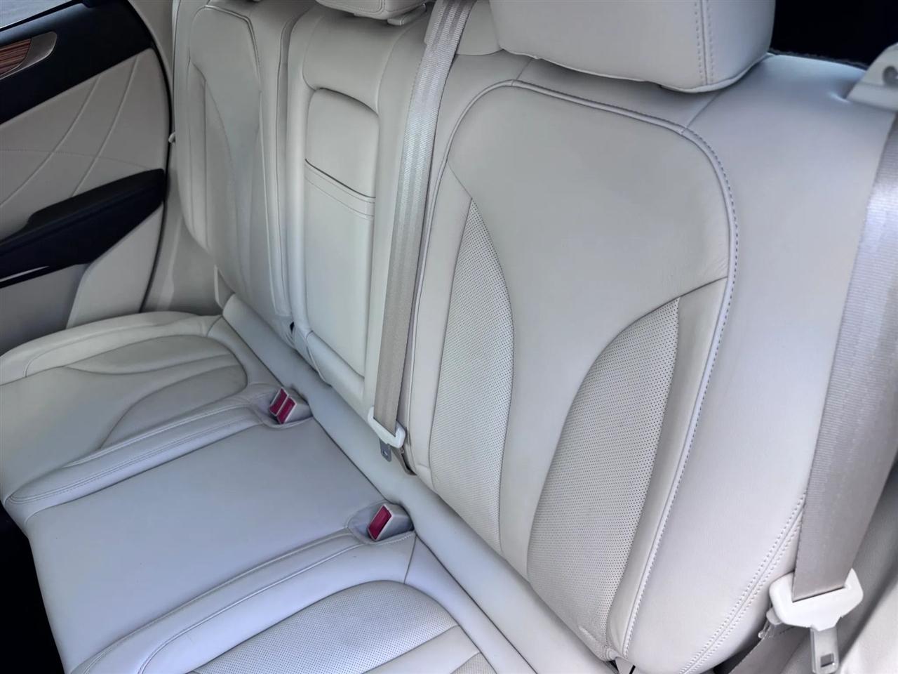 Lincoln MKC FWD 4dr Select 2016
