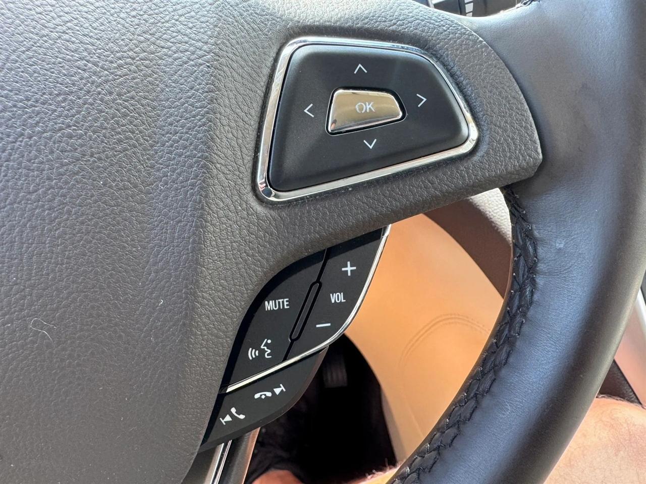 Lincoln MKC FWD 4dr Select 2016