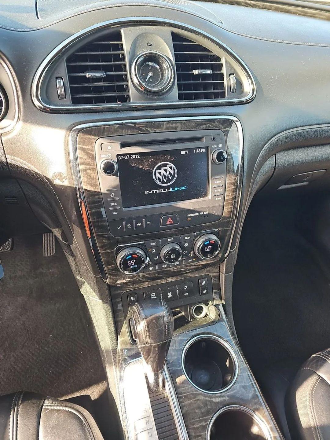Buick Enclave FWD 4dr Leather 2014