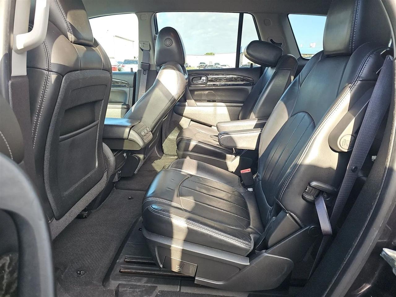Buick Enclave FWD 4dr Leather 2014