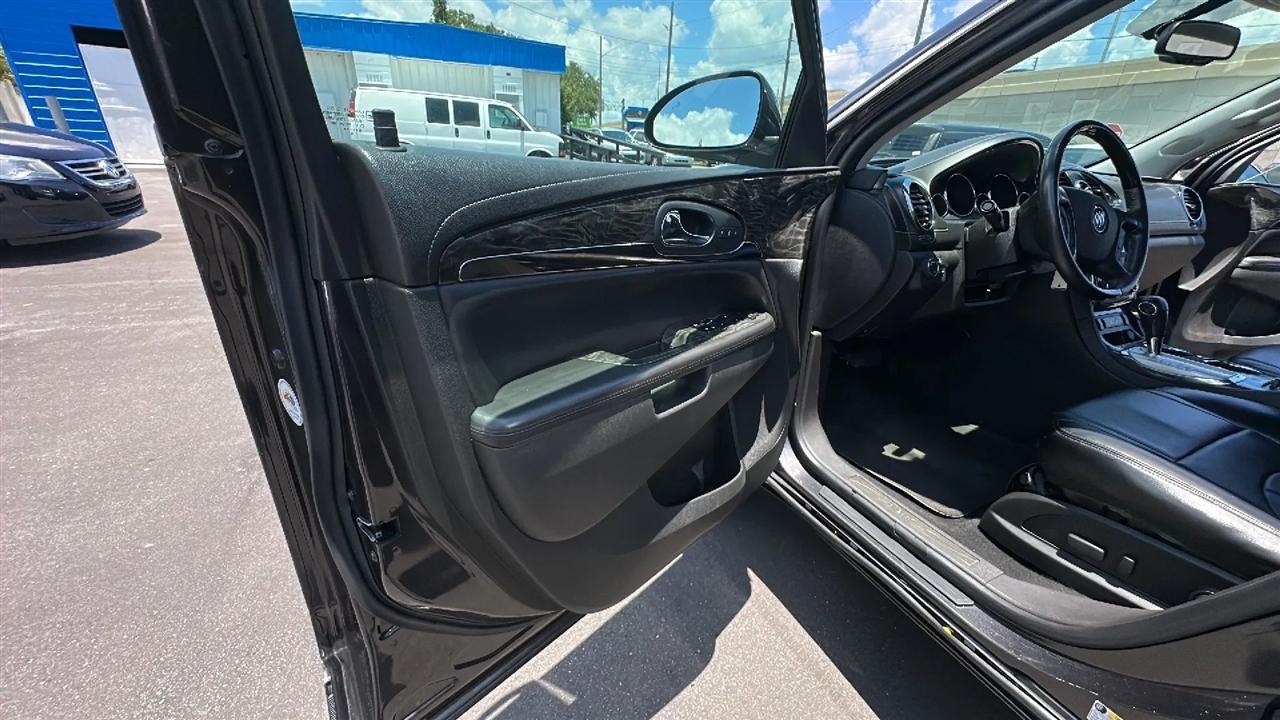 Buick Enclave FWD 4dr Leather 2014