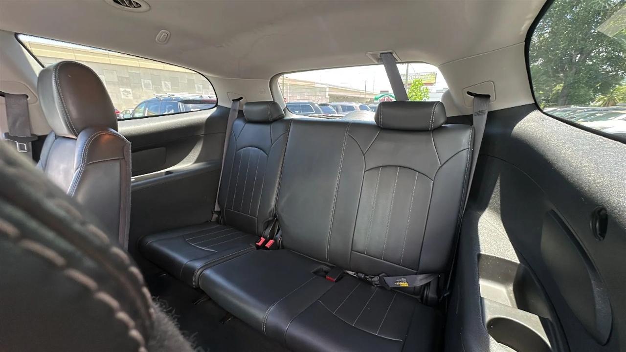 Buick Enclave FWD 4dr Leather 2014