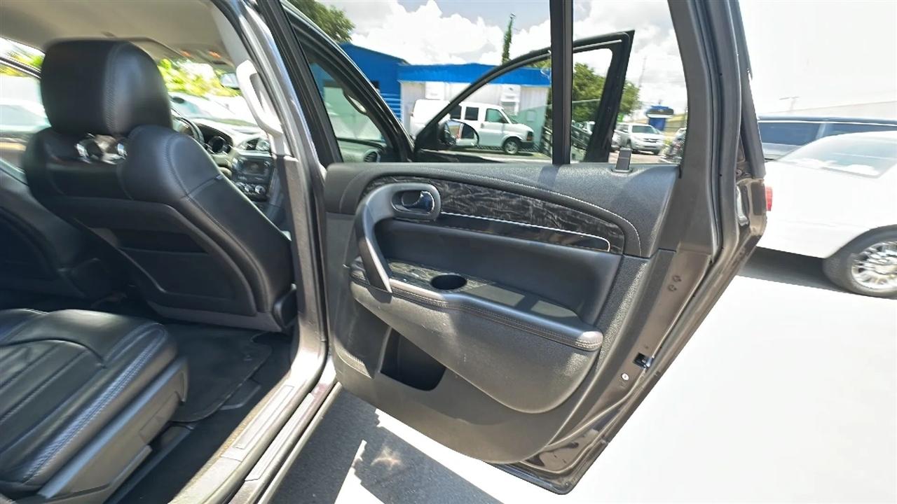 Buick Enclave FWD 4dr Leather 2014