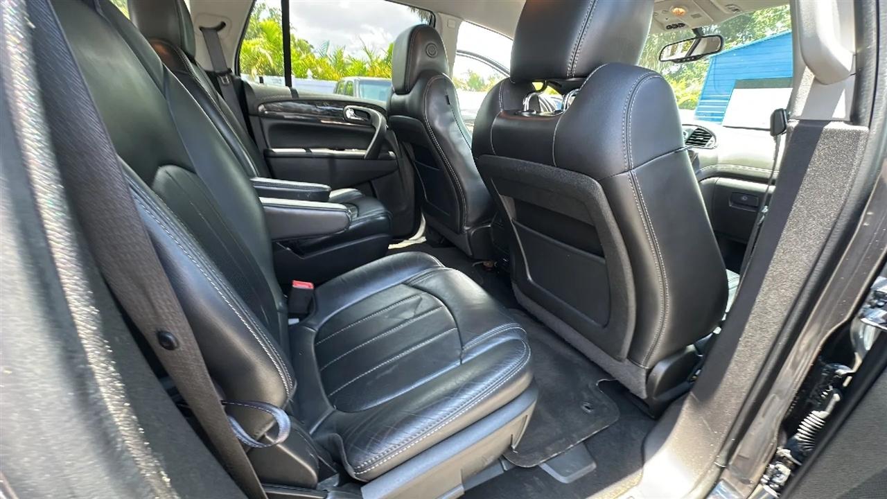 Buick Enclave FWD 4dr Leather 2014