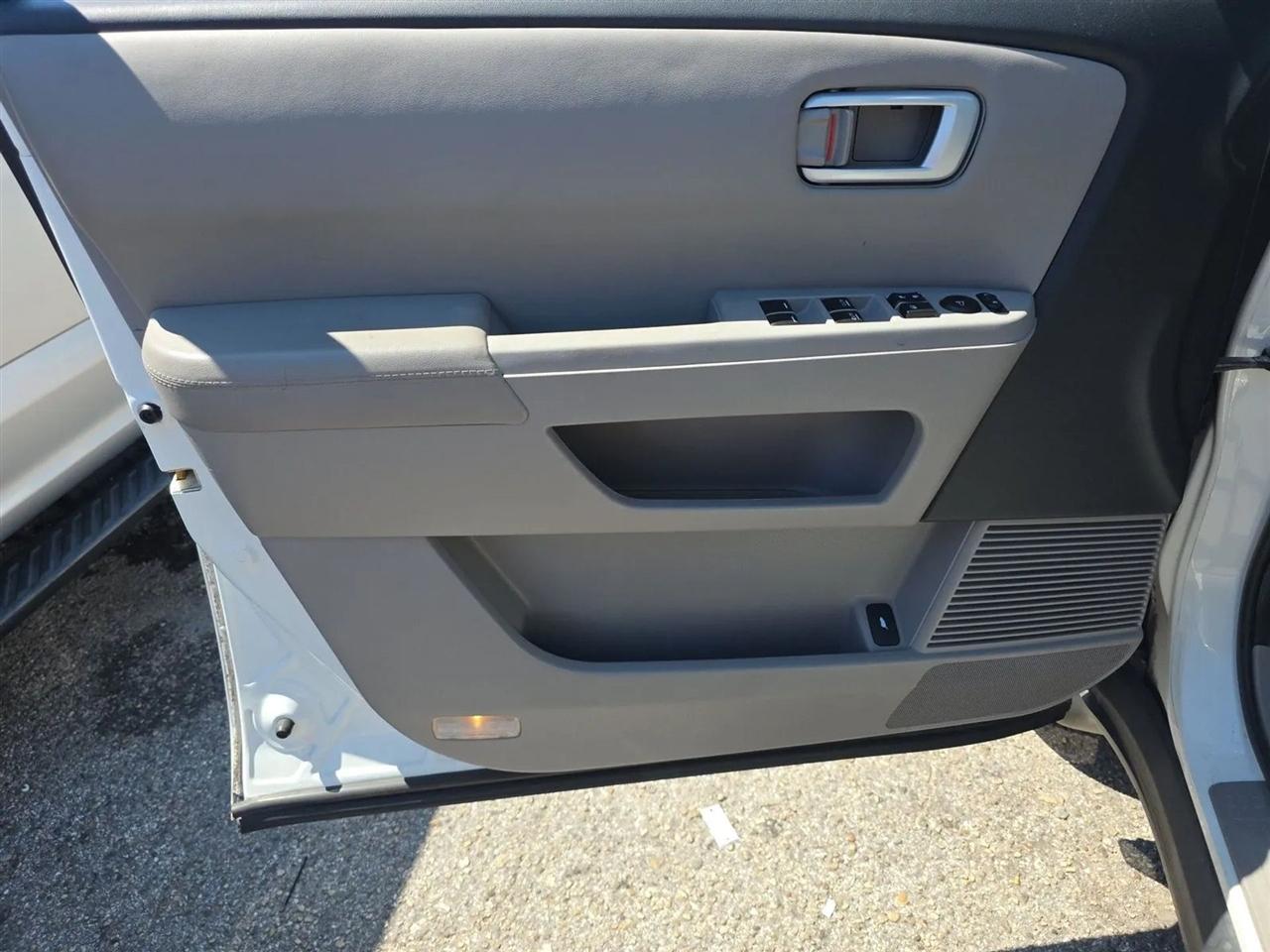 Honda Pilot 2WD 4dr EX-L w/Navi 2013