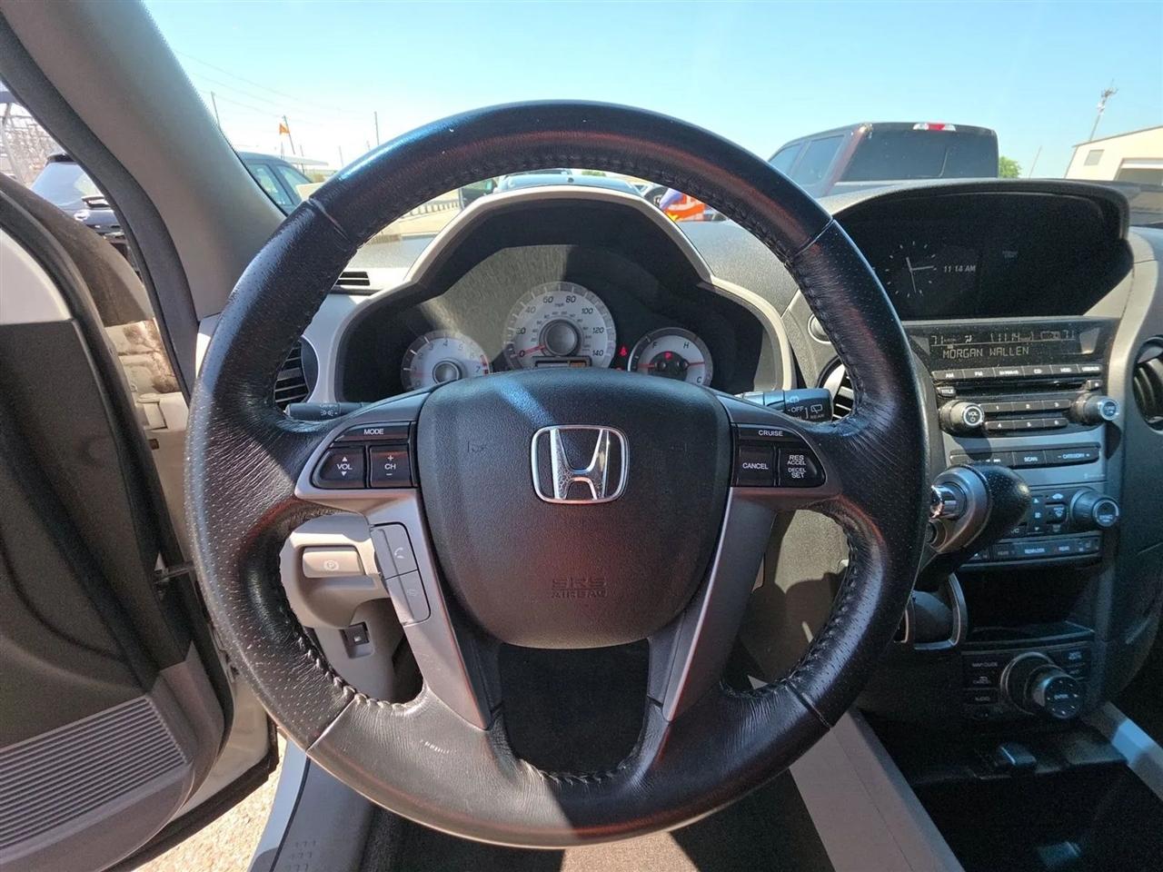 Honda Pilot 2WD 4dr EX-L w/Navi 2013