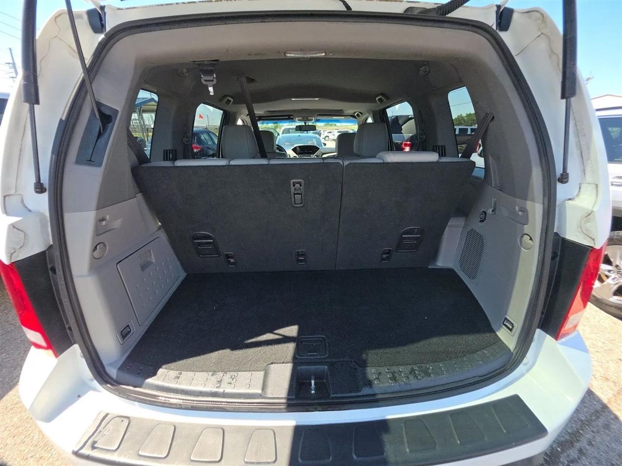 Honda Pilot 2WD 4dr EX-L w/Navi 2013