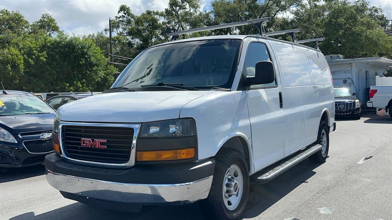 GMC Savana Cargo Van RWD 2500 135" 2016
