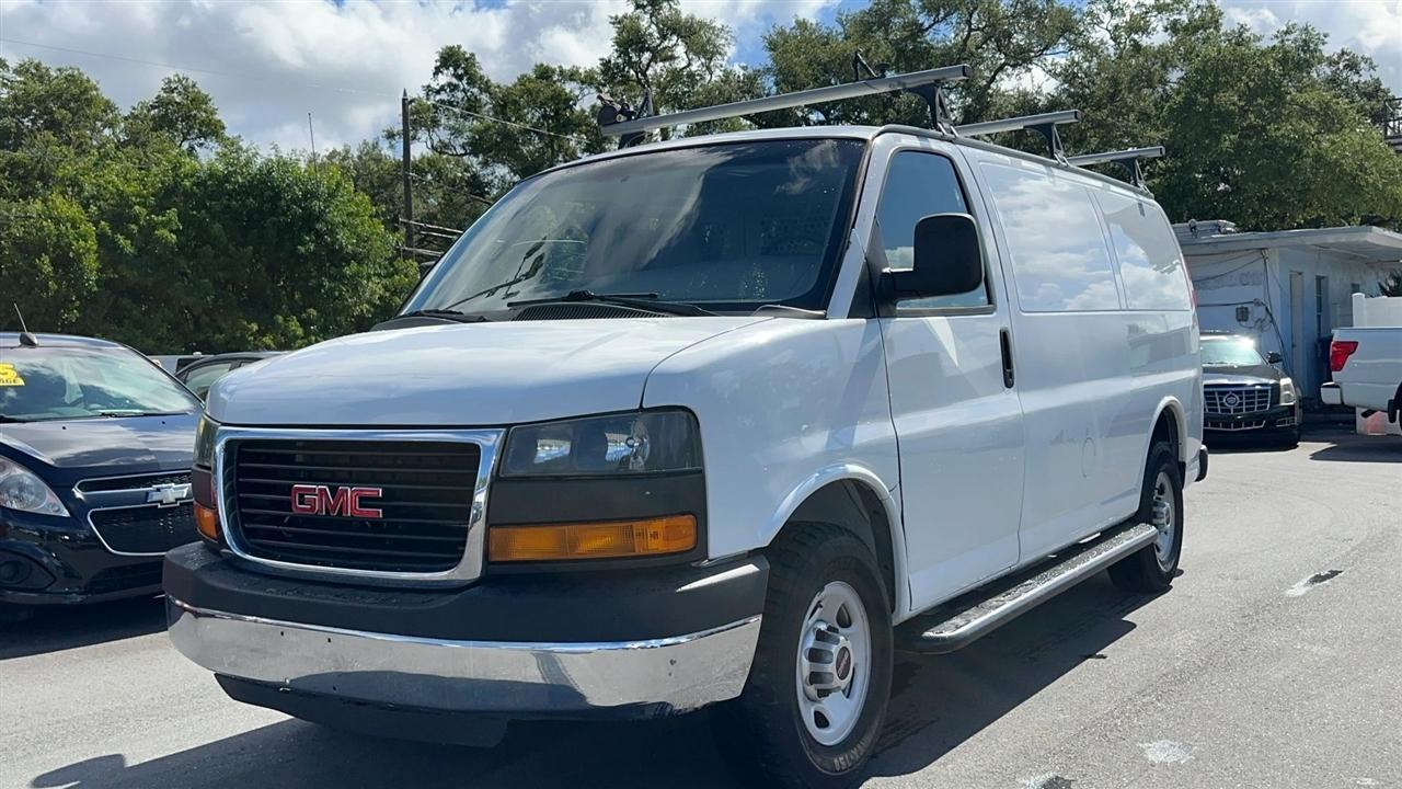 GMC Savana Cargo Van RWD 2500 135" 2016