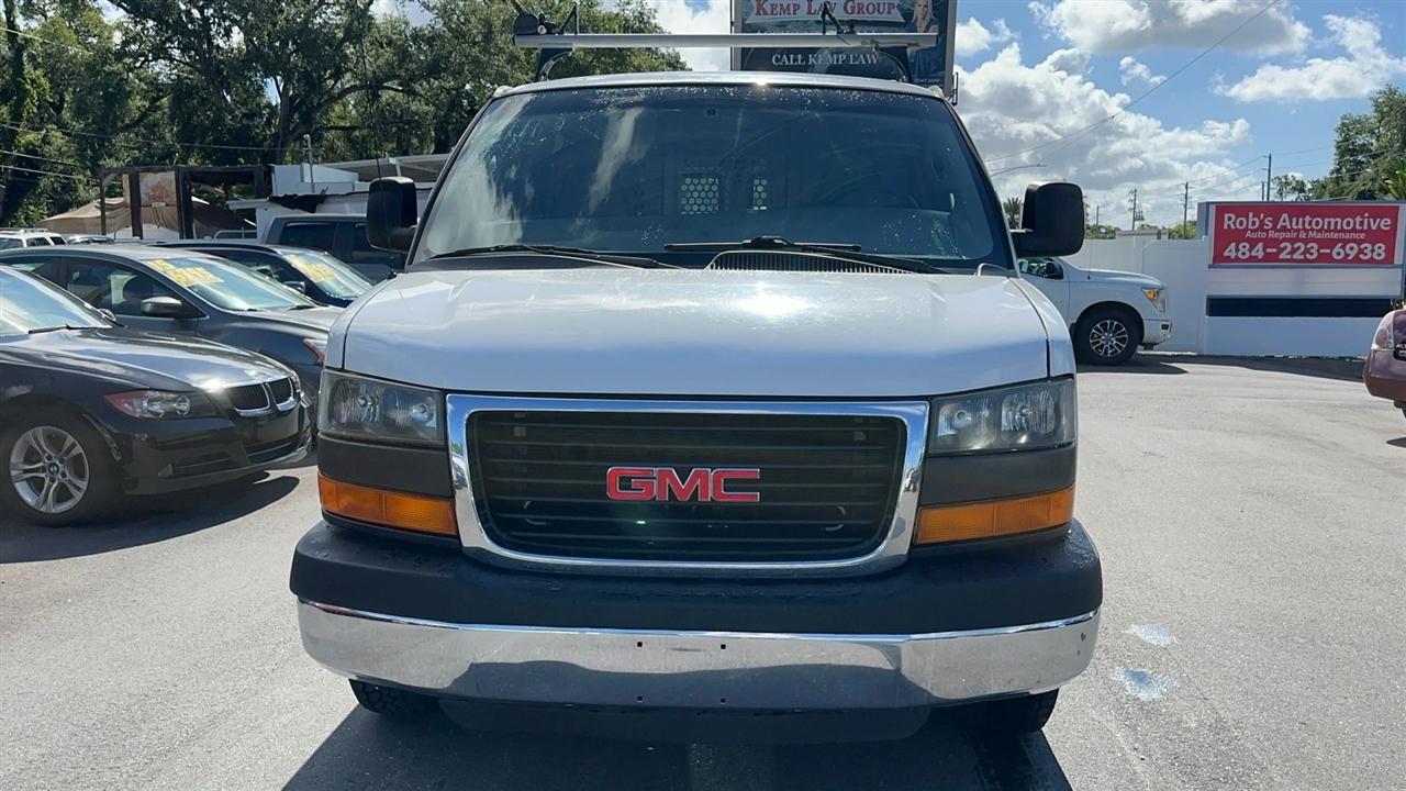 GMC Savana Cargo Van RWD 2500 135" 2016