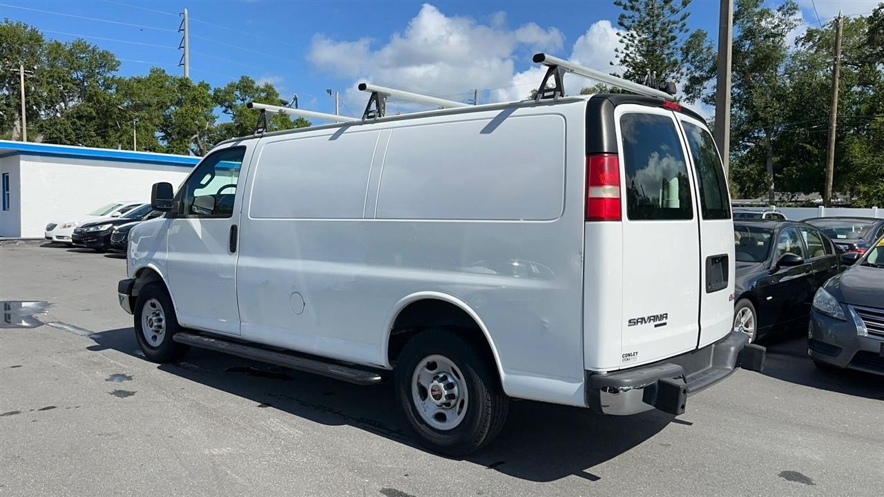 GMC Savana Cargo Van RWD 2500 135" 2016