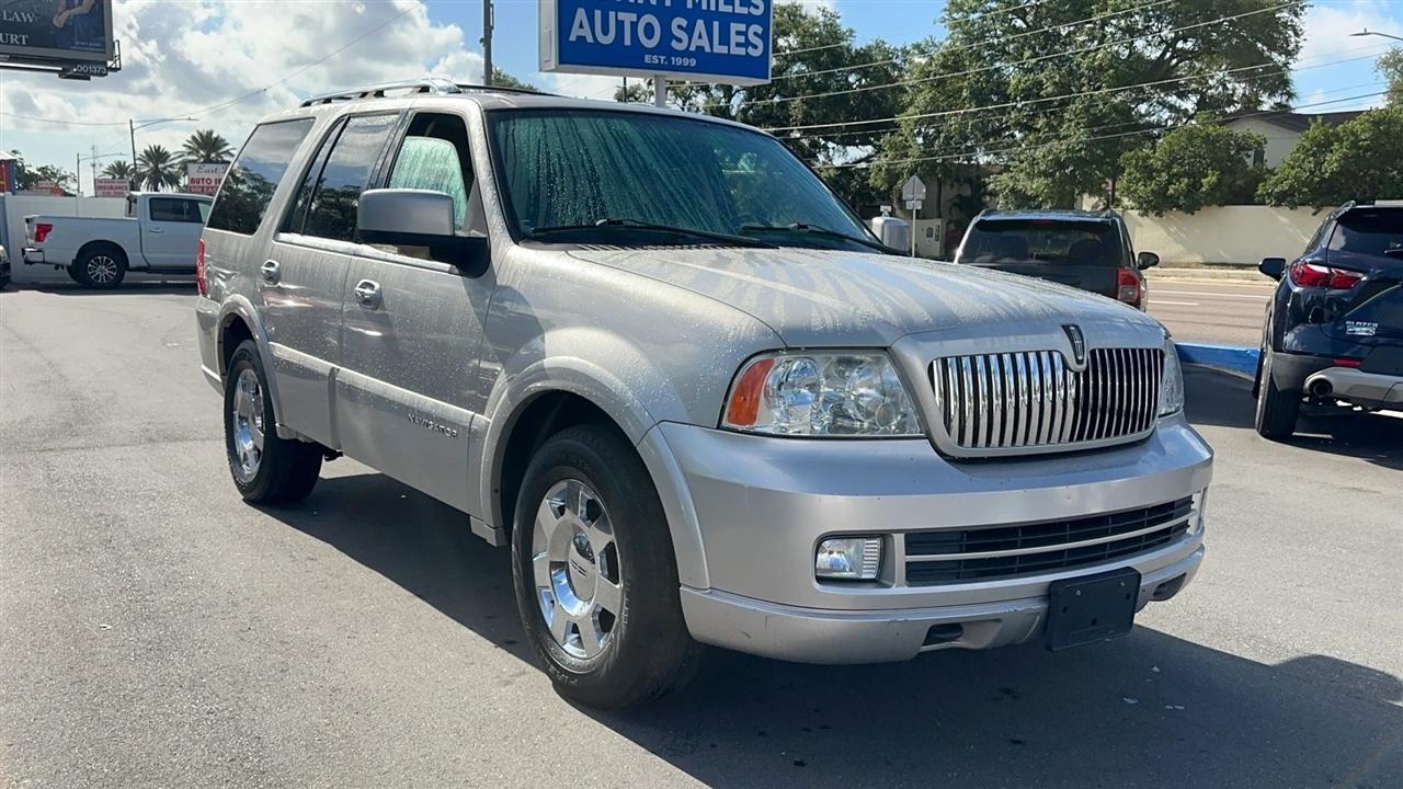 Lincoln Navigator 4dr 4WD Ultimate 2006