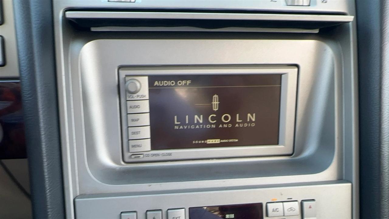 Lincoln Navigator 4dr 4WD Ultimate 2006