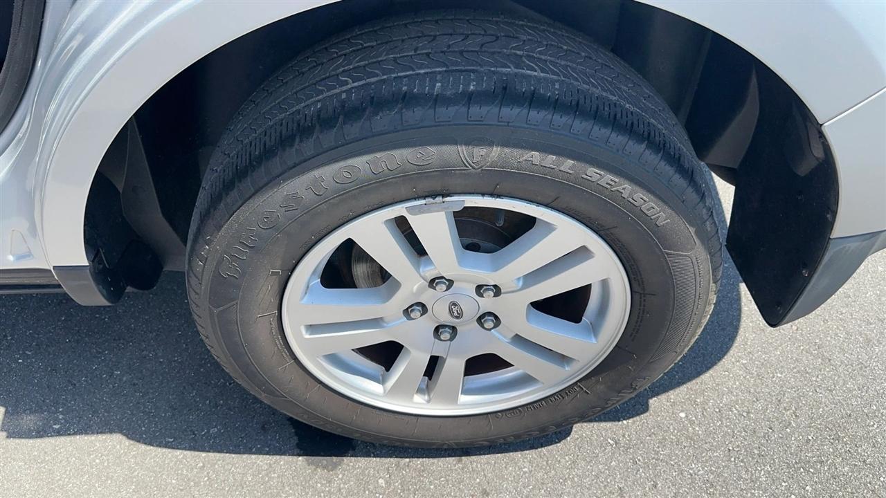 Ford Edge 4dr SE FWD 2010