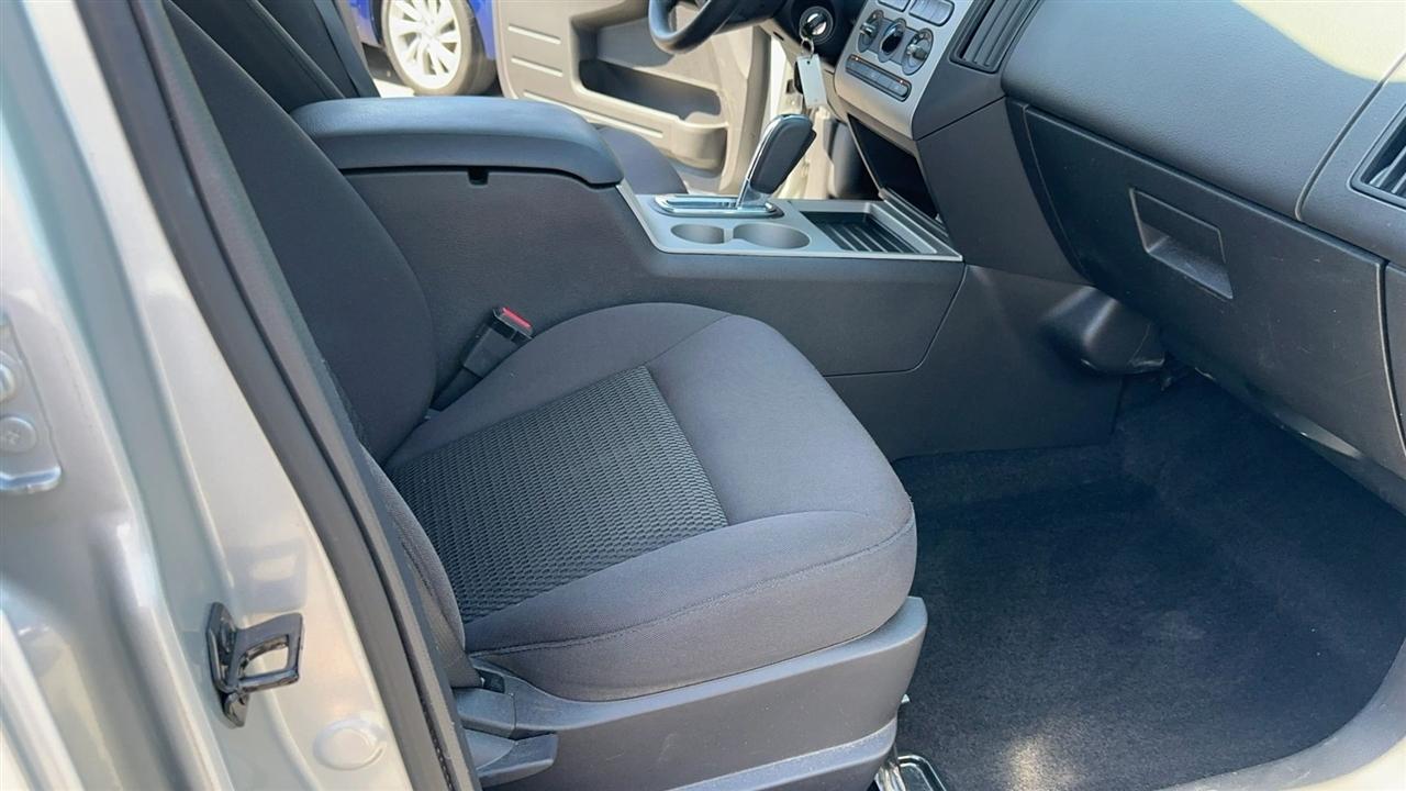 Ford Edge 4dr SE FWD 2010