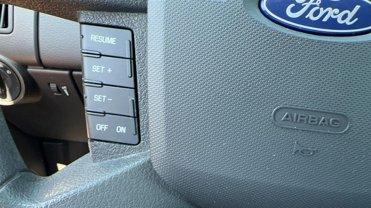 Ford Edge 4dr SE FWD 2010