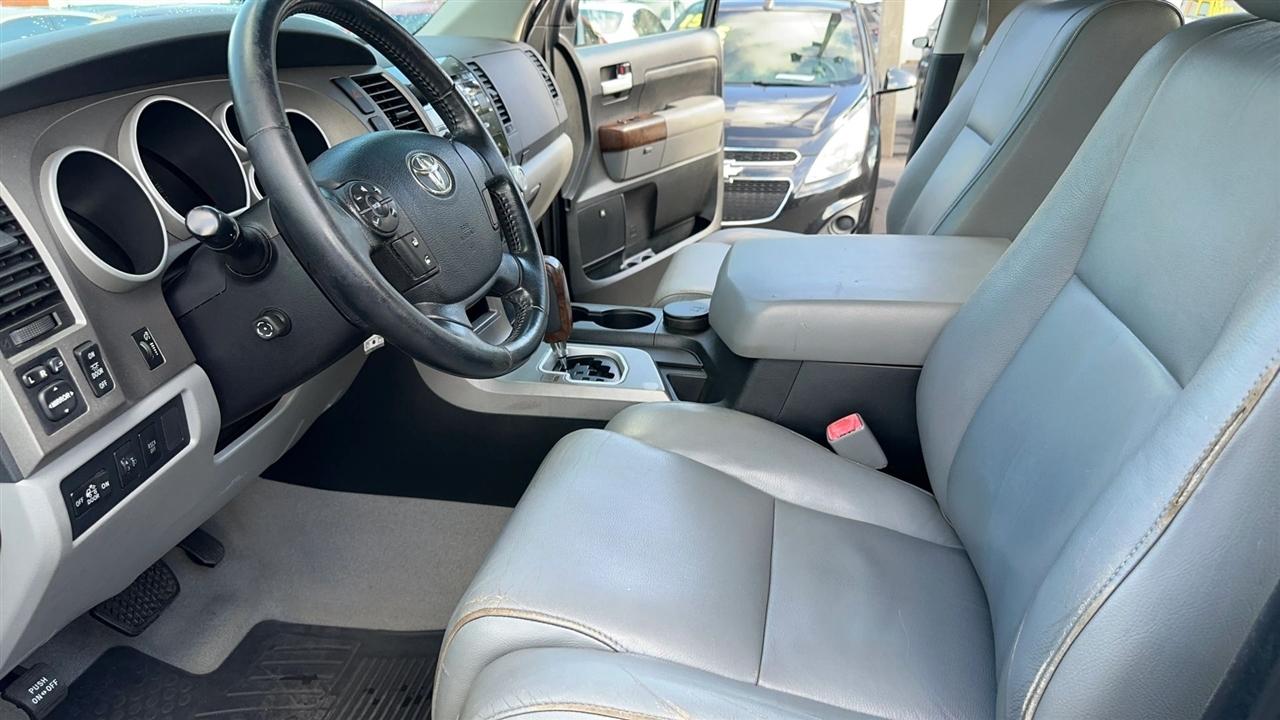 Toyota Tundra 2WD Truck Dbl 5.7L V8 6-Spd AT LTD (Natl) 2010