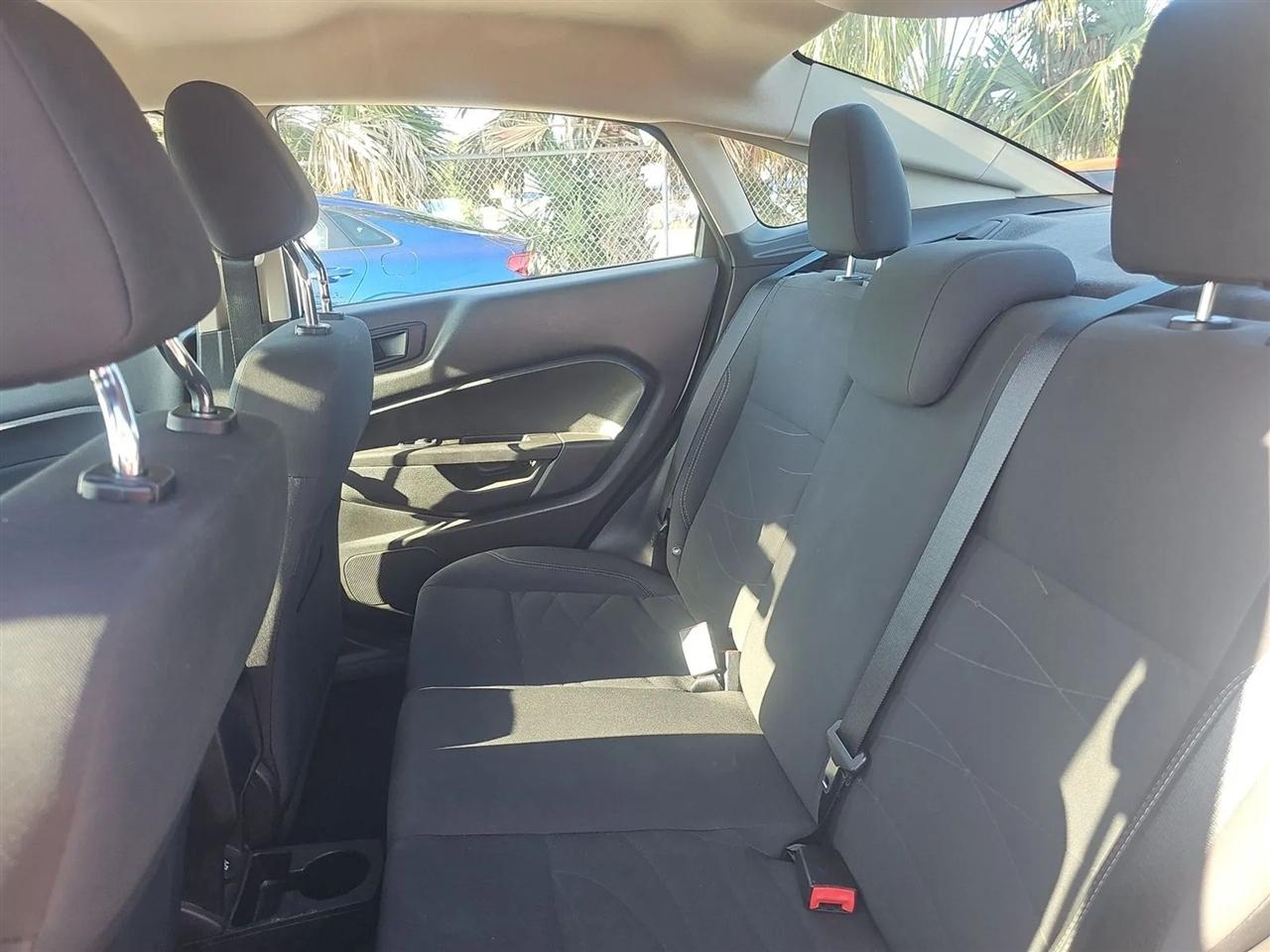 Ford Fiesta SE Sedan 2017