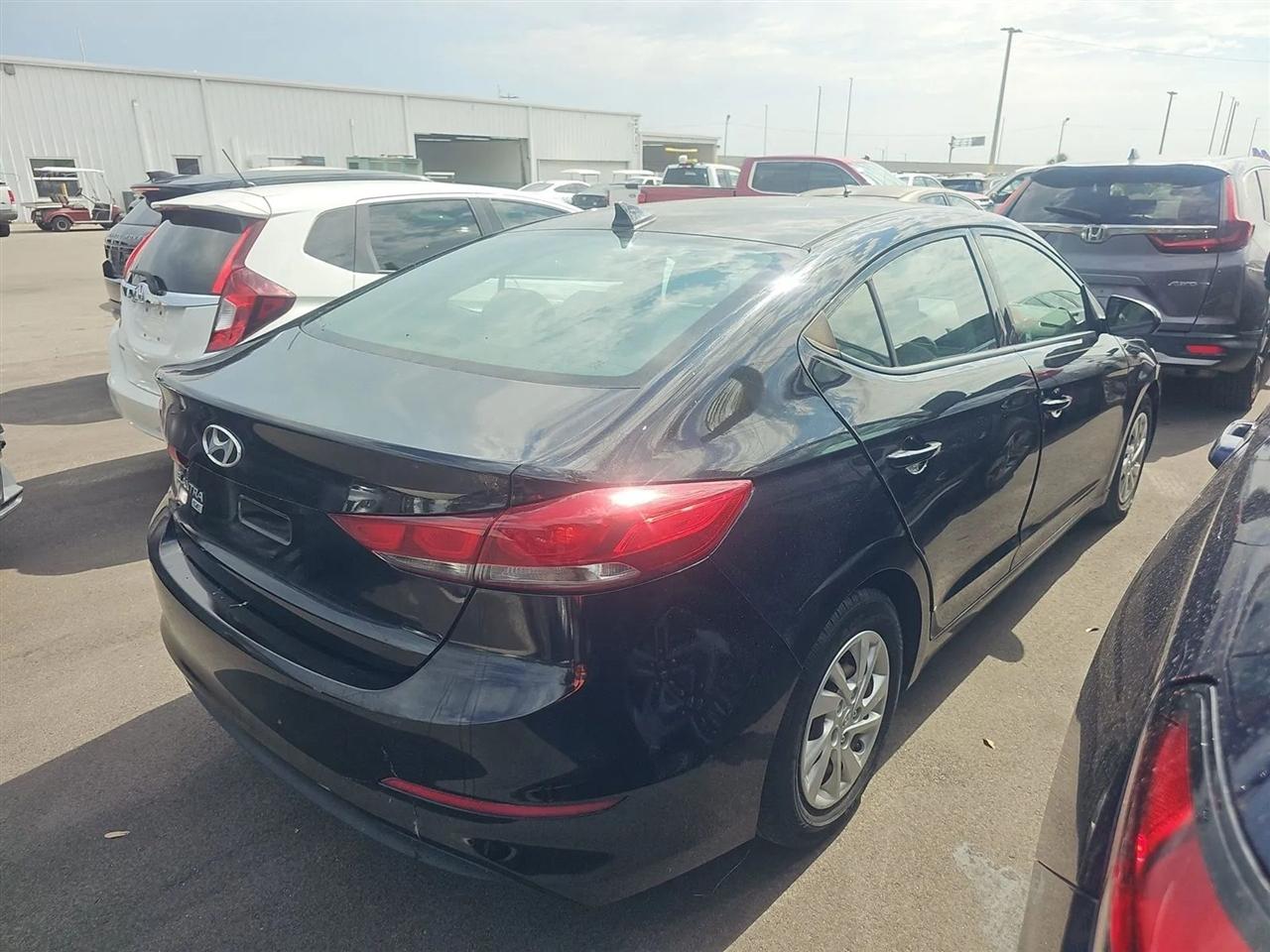 Hyundai Elantra SE 2.0L Auto (Alabama) 2017