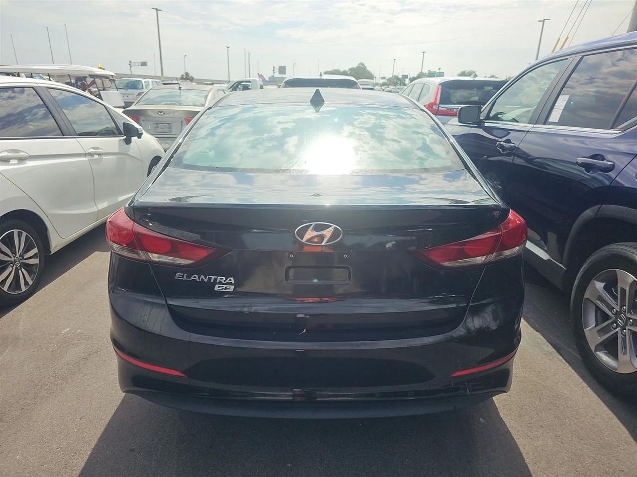 Hyundai Elantra SE 2.0L Auto (Alabama) 2017