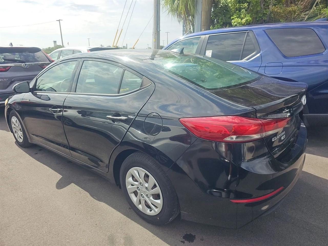 Hyundai Elantra SE 2.0L Auto (Alabama) 2017