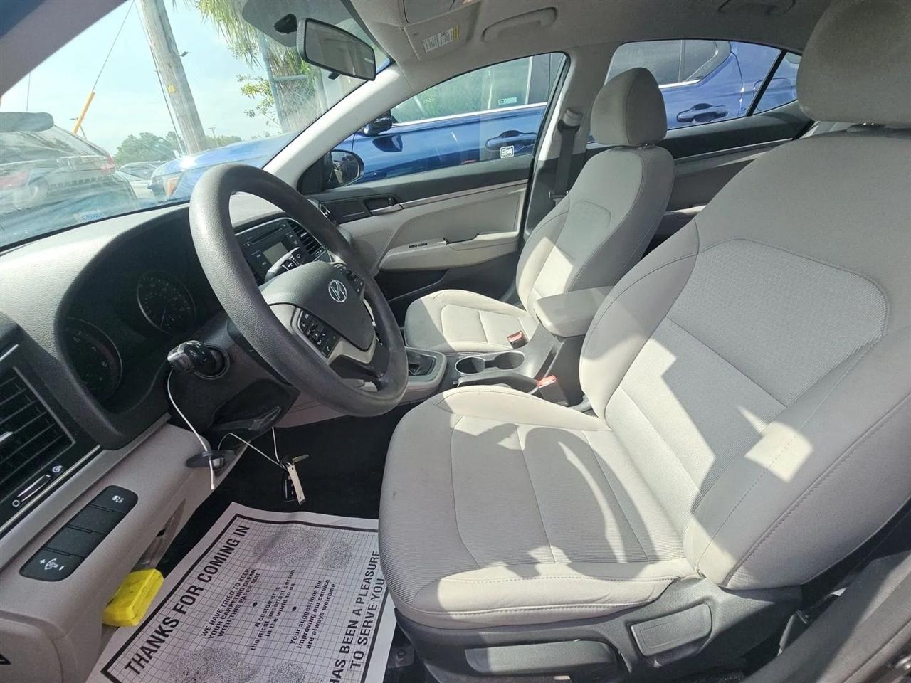 Hyundai Elantra SE 2.0L Auto (Alabama) 2017