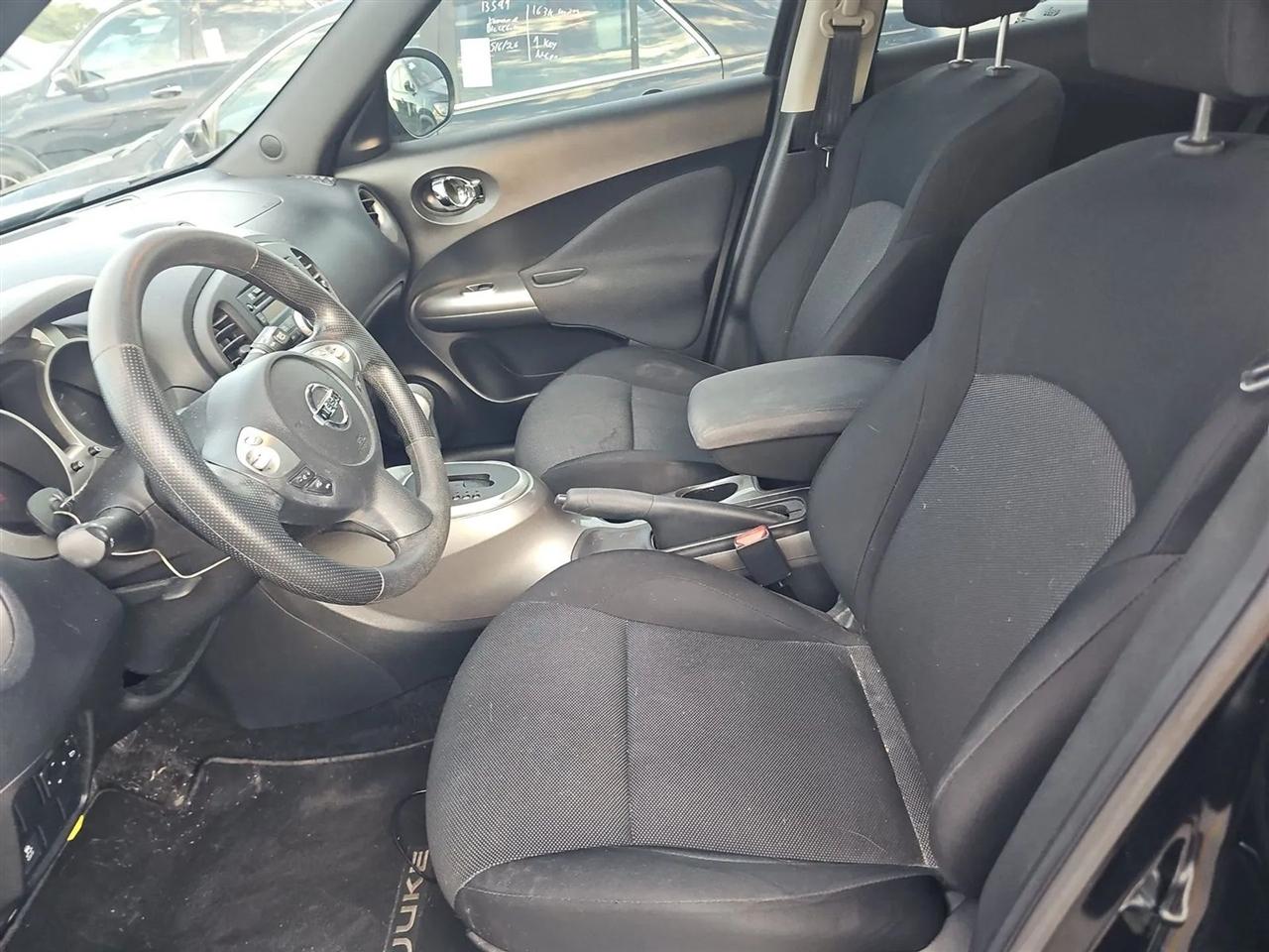 Nissan Juke 5dr Wgn CVT S FWD 2014
