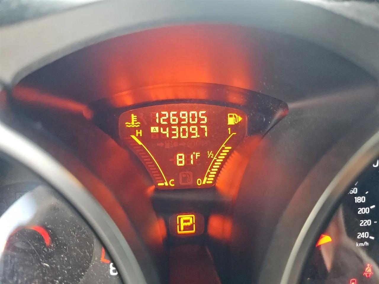 Nissan Juke 5dr Wgn CVT S FWD 2014