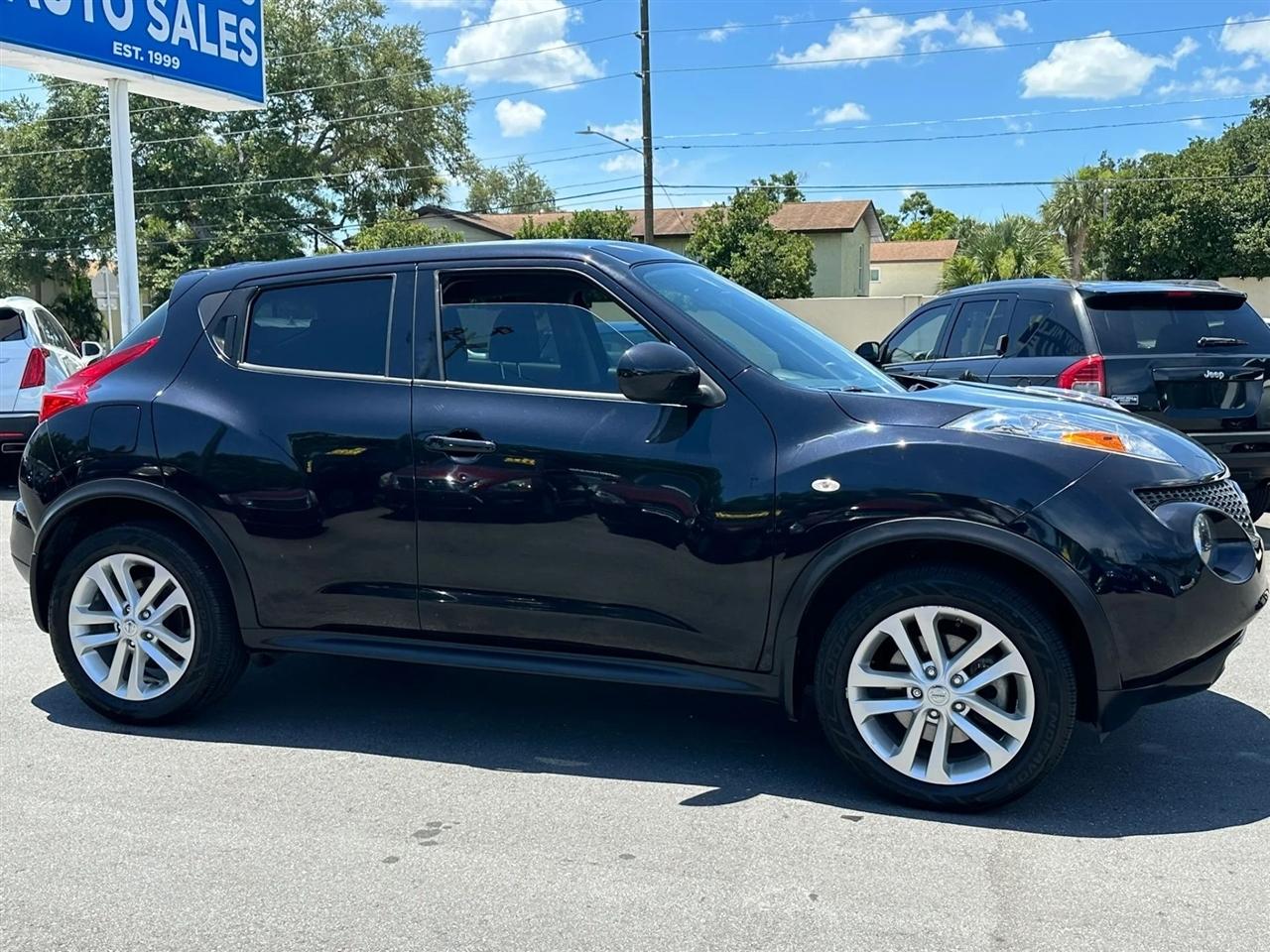 Nissan Juke 5dr Wgn CVT S FWD 2014