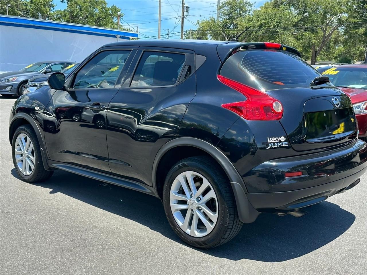 Nissan Juke 5dr Wgn CVT S FWD 2014