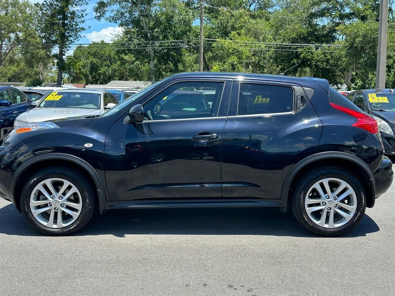 Nissan Juke 5dr Wgn CVT S FWD 2014