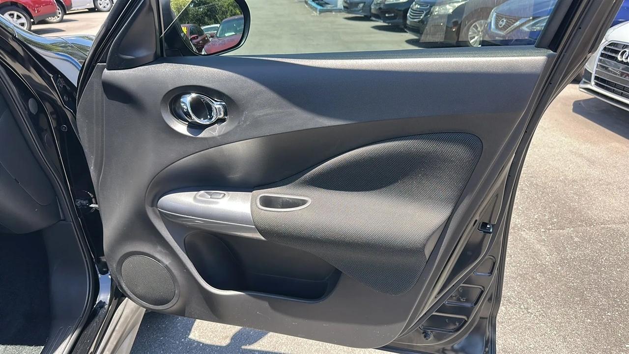 Nissan Juke 5dr Wgn CVT S FWD 2014