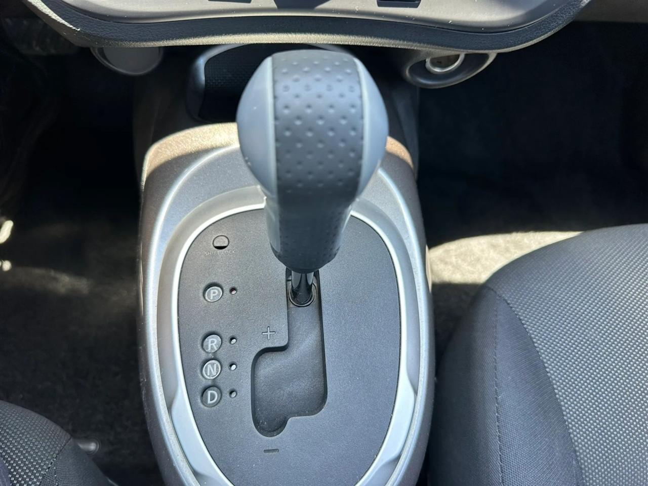 Nissan Juke 5dr Wgn CVT S FWD 2014