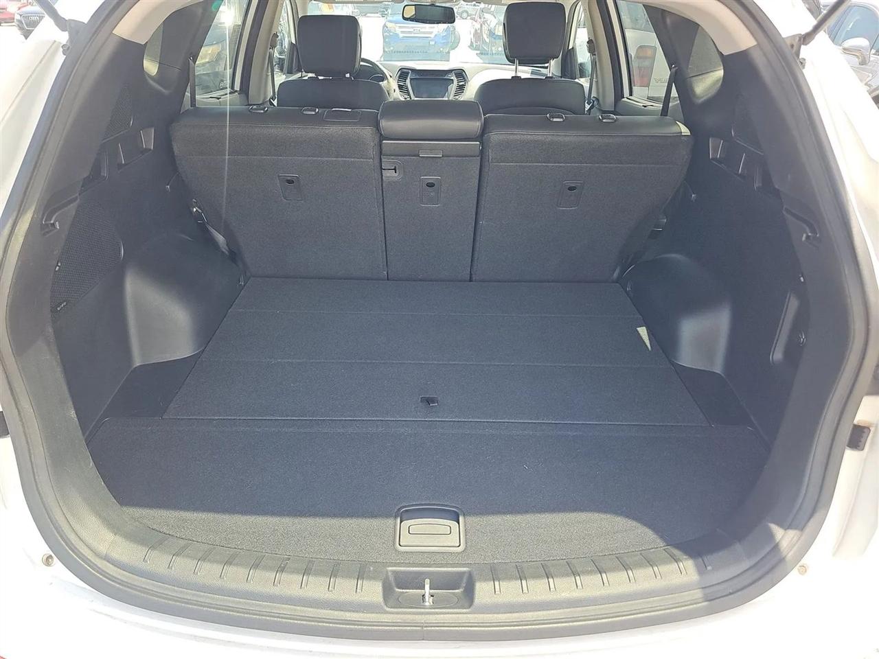 Hyundai Santa Fe FWD 4dr 2.0T Sport 2013